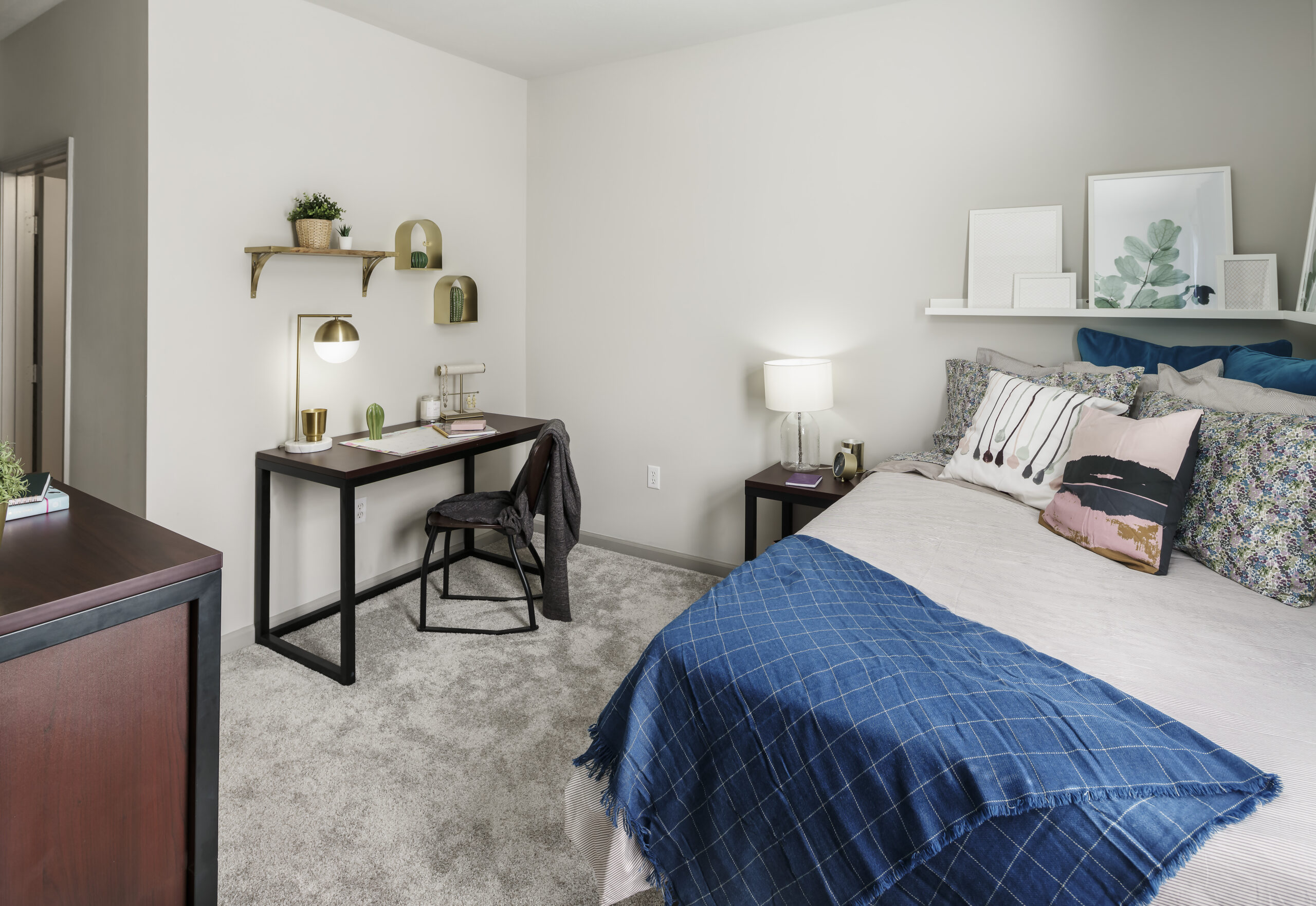 bedroom with desk